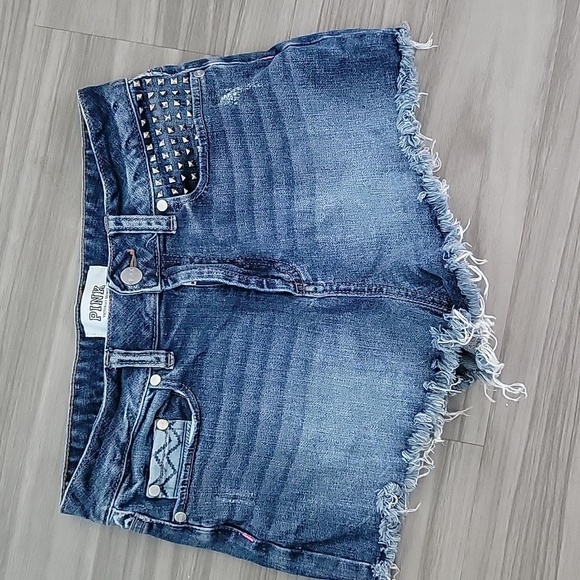 3 for $15 item🎉Pink Denim Shorts - Picture 1 of 7
